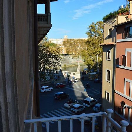 Una Finestra Su Castel Sant'Angelo Рим Екстер'єр фото